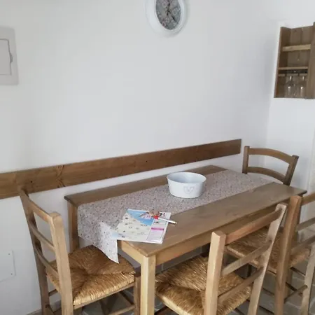 公寓 Trulli Monte Pasubio Trulli Bbalberobellocom 阿尔贝罗贝洛